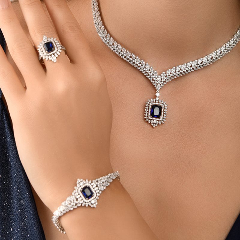 Sapphire Royale Set